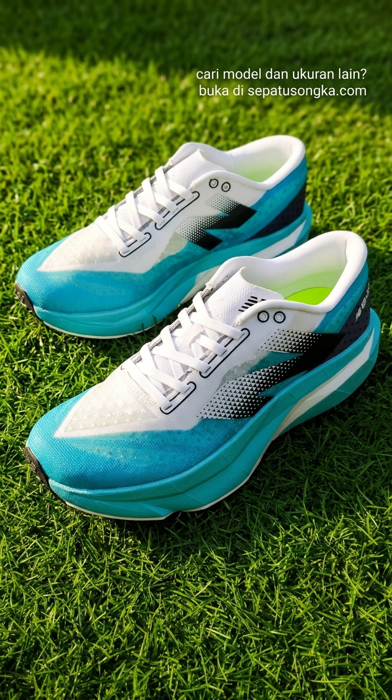 New Balance FuelCell SuperComp Elite v4 "Cyber Jade" (White / Black)