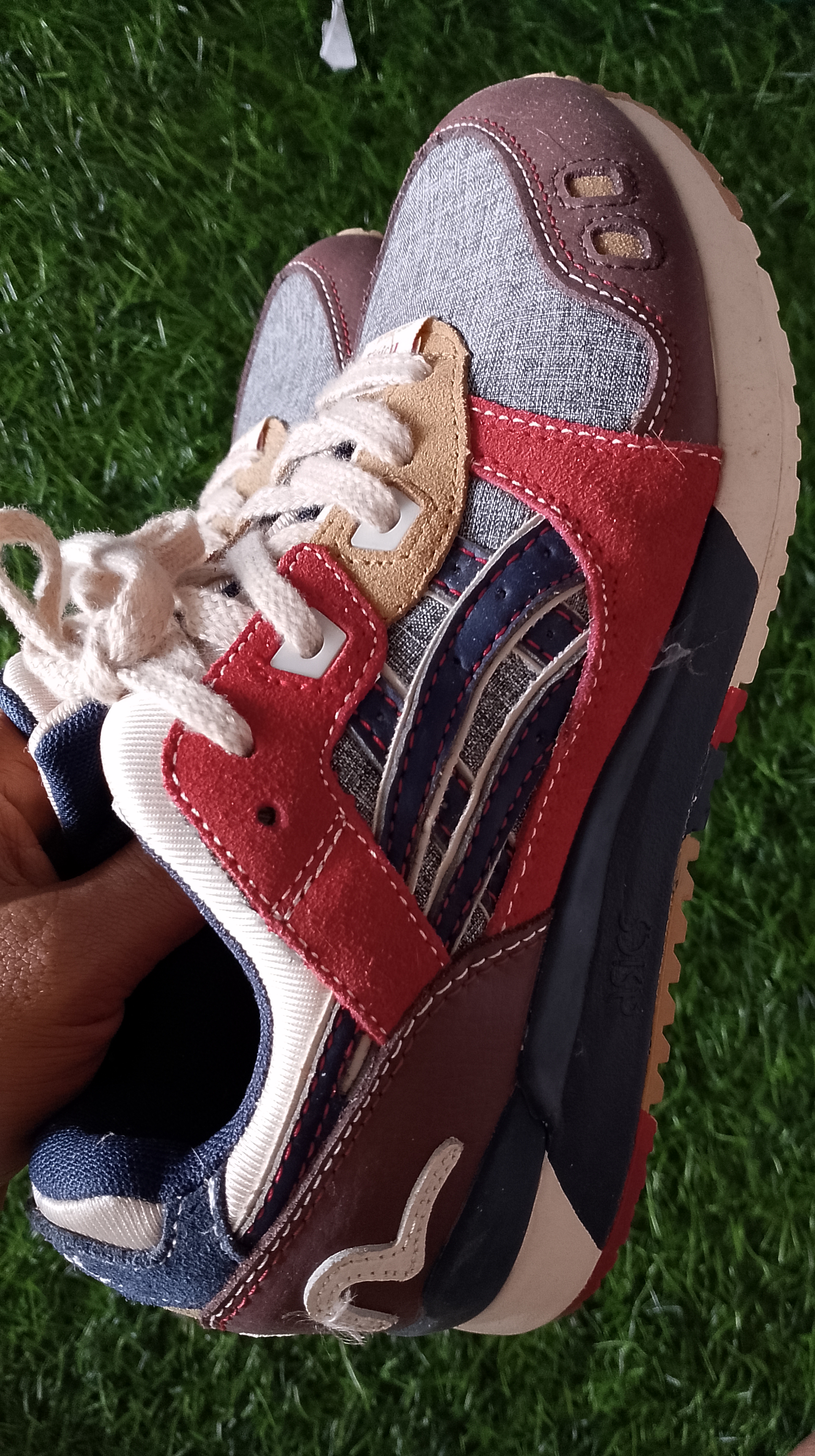 asic buat cewek