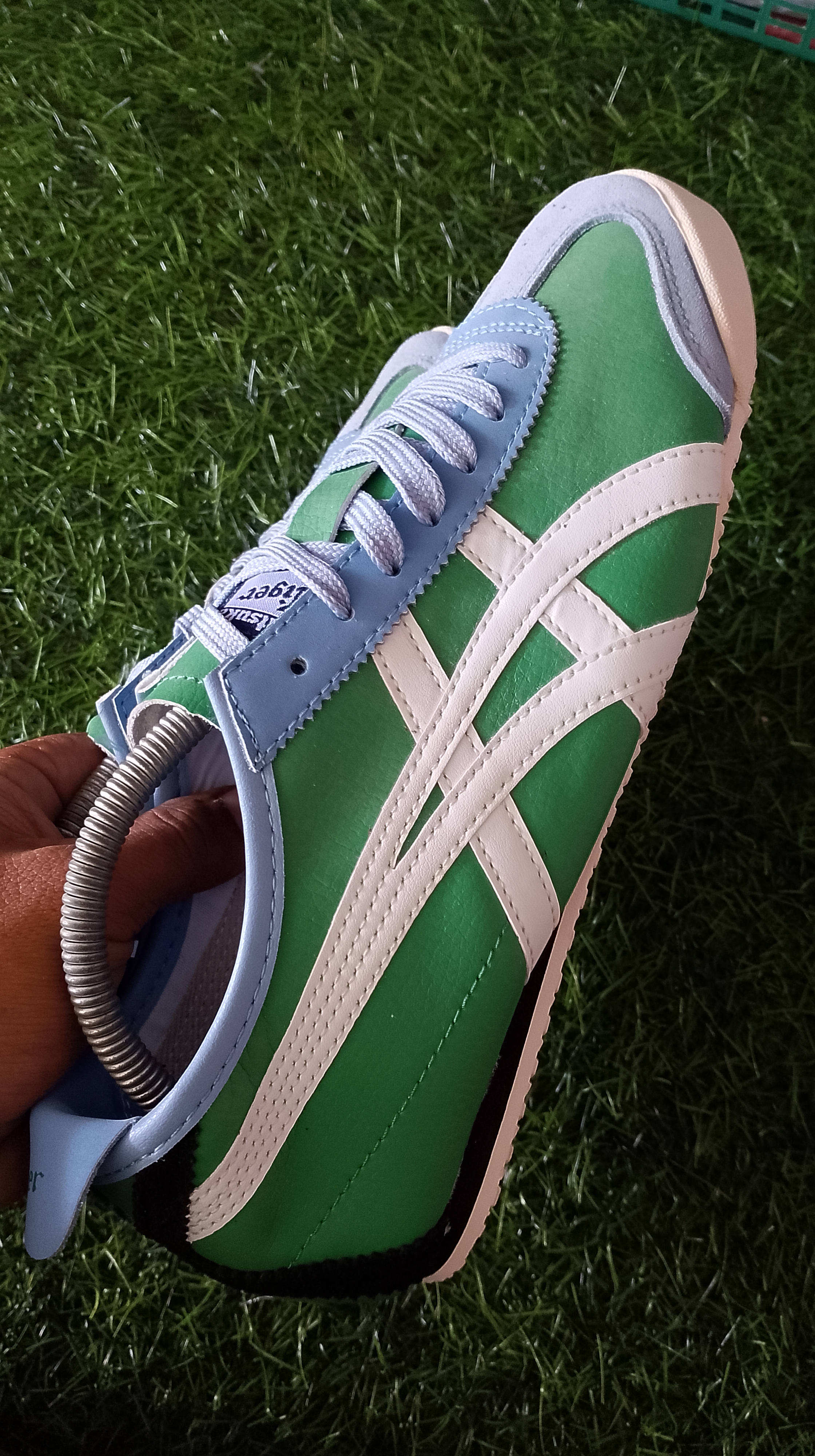 onitzuka sepatu cowok foto 4