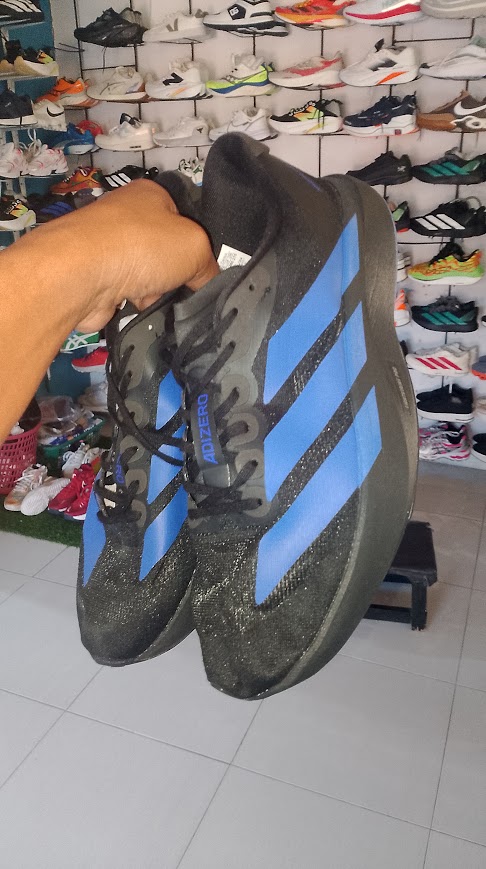 sepatu adizero run foto 4
