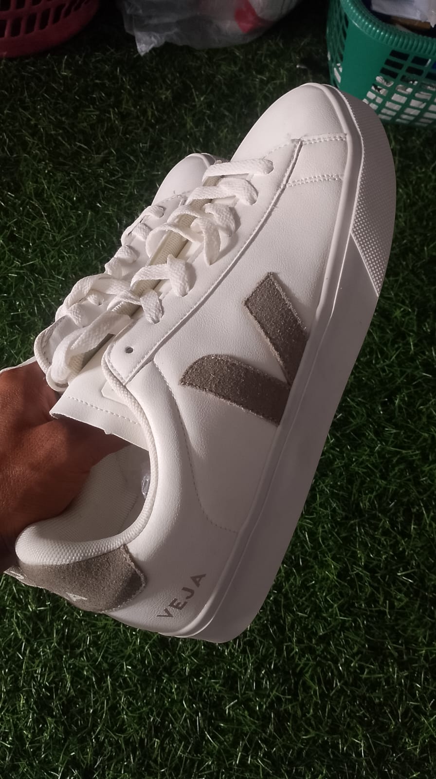 sepatu veja brand prancis bro foto 2