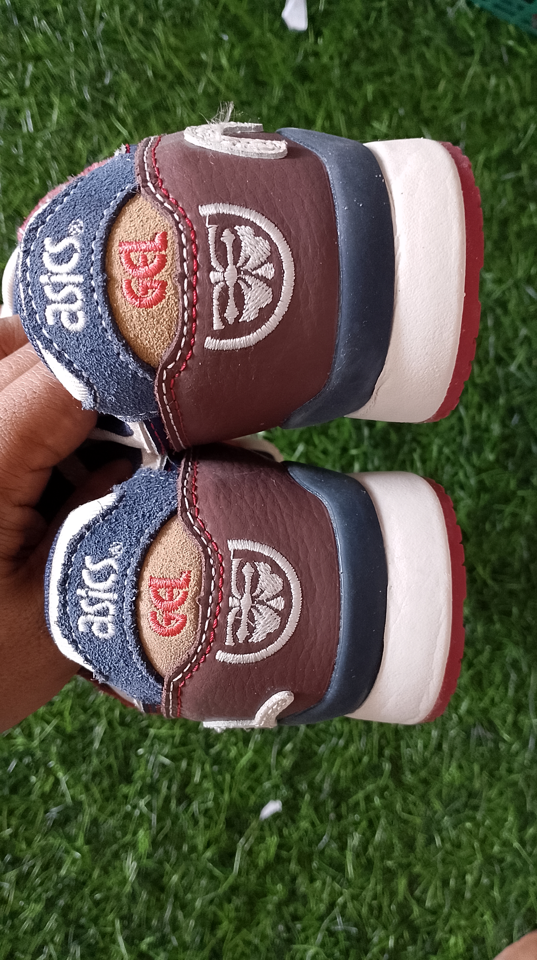 asic buat cewek foto 3