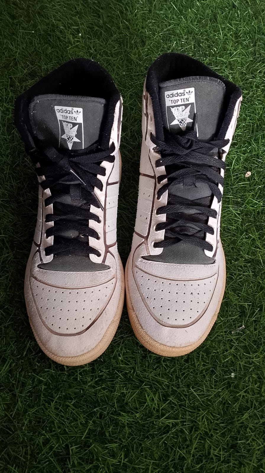 Star Wars x adidas Top Ten Hi "The Child" foto 3