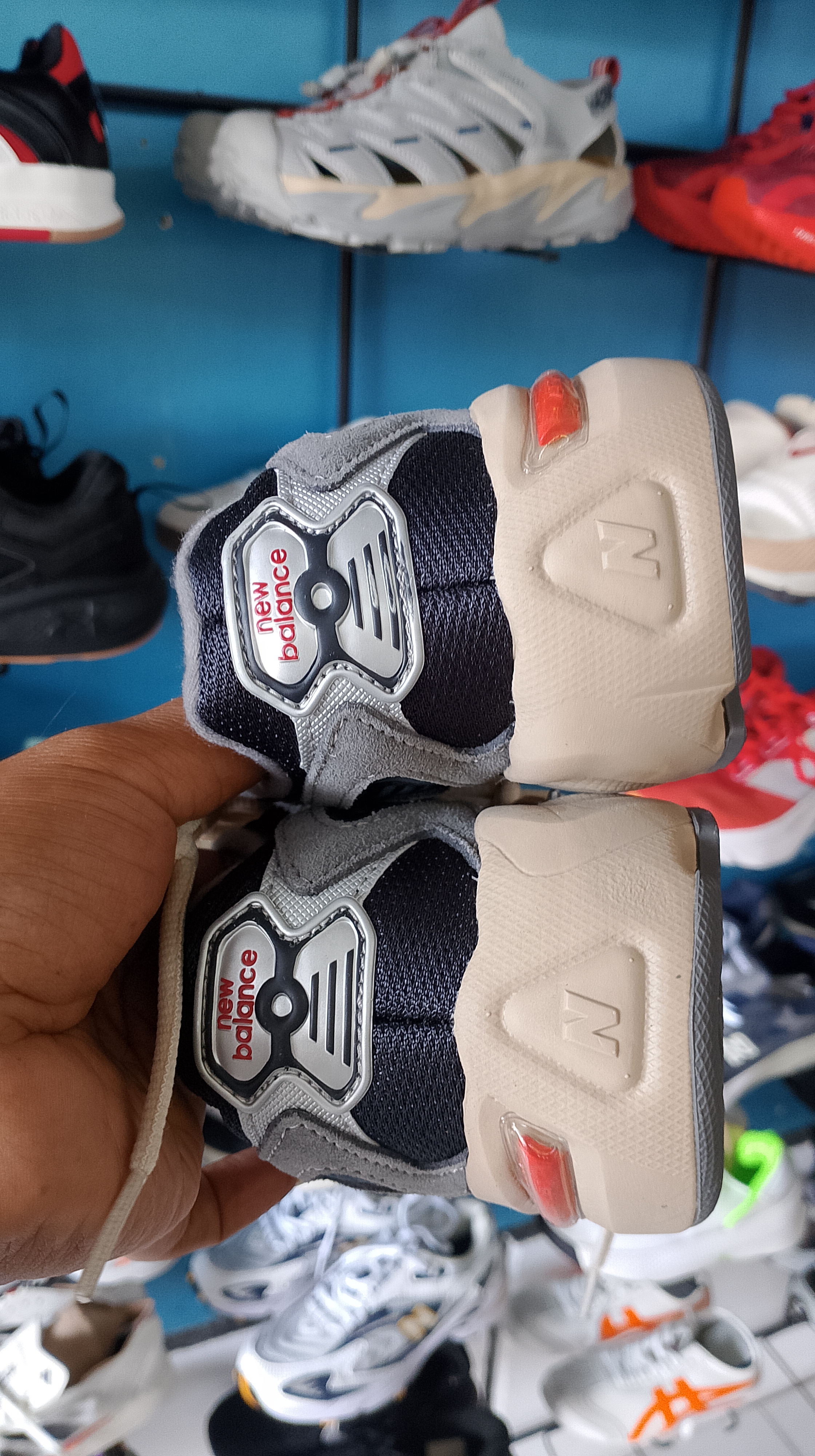 sepatu cewek new balance buat jalan foto 4