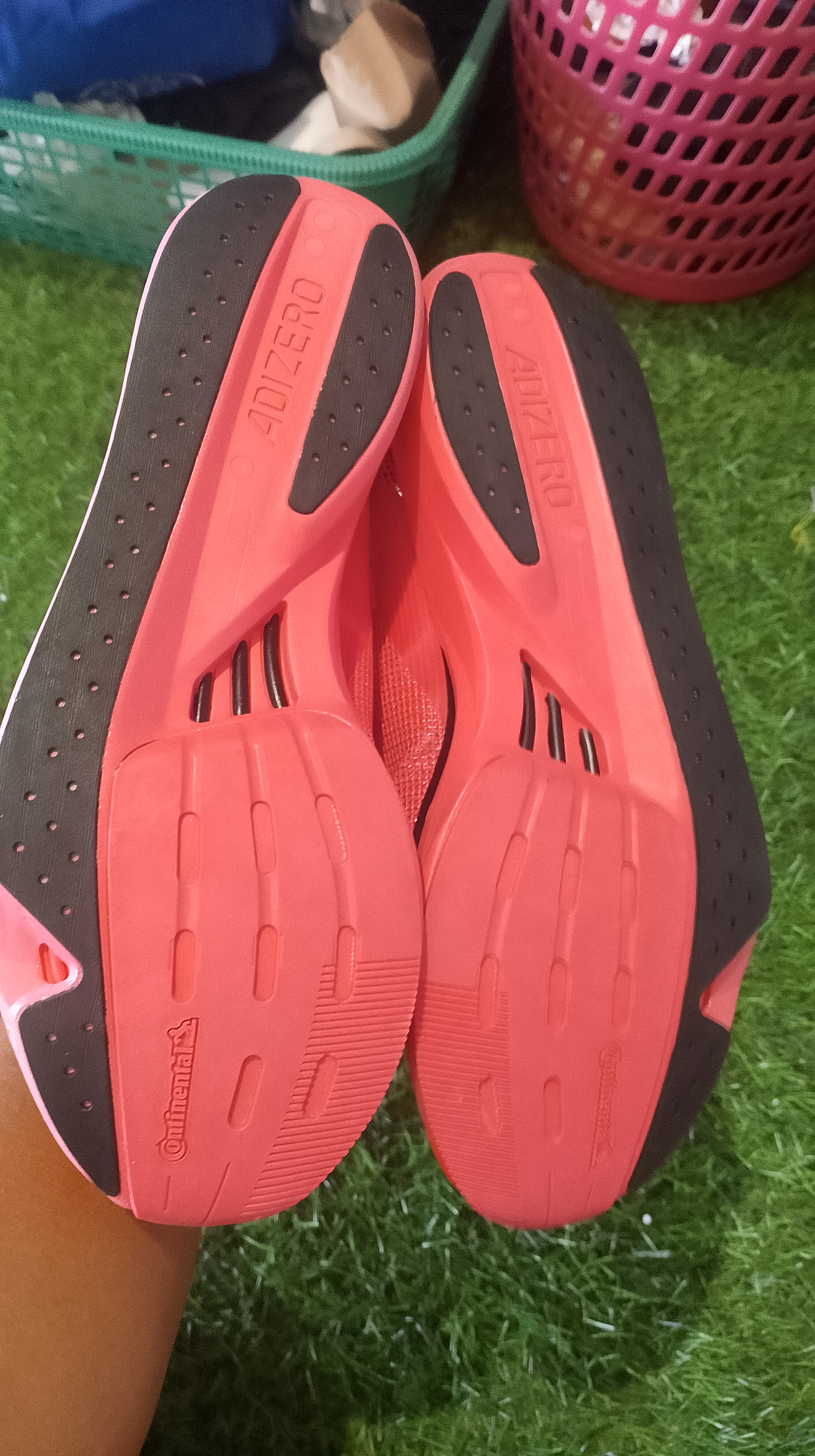sepatu lari cewek foto 3