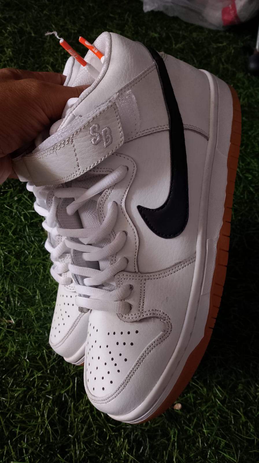 Nike SB Dunk Mid "Orange Label" White Gum foto 2