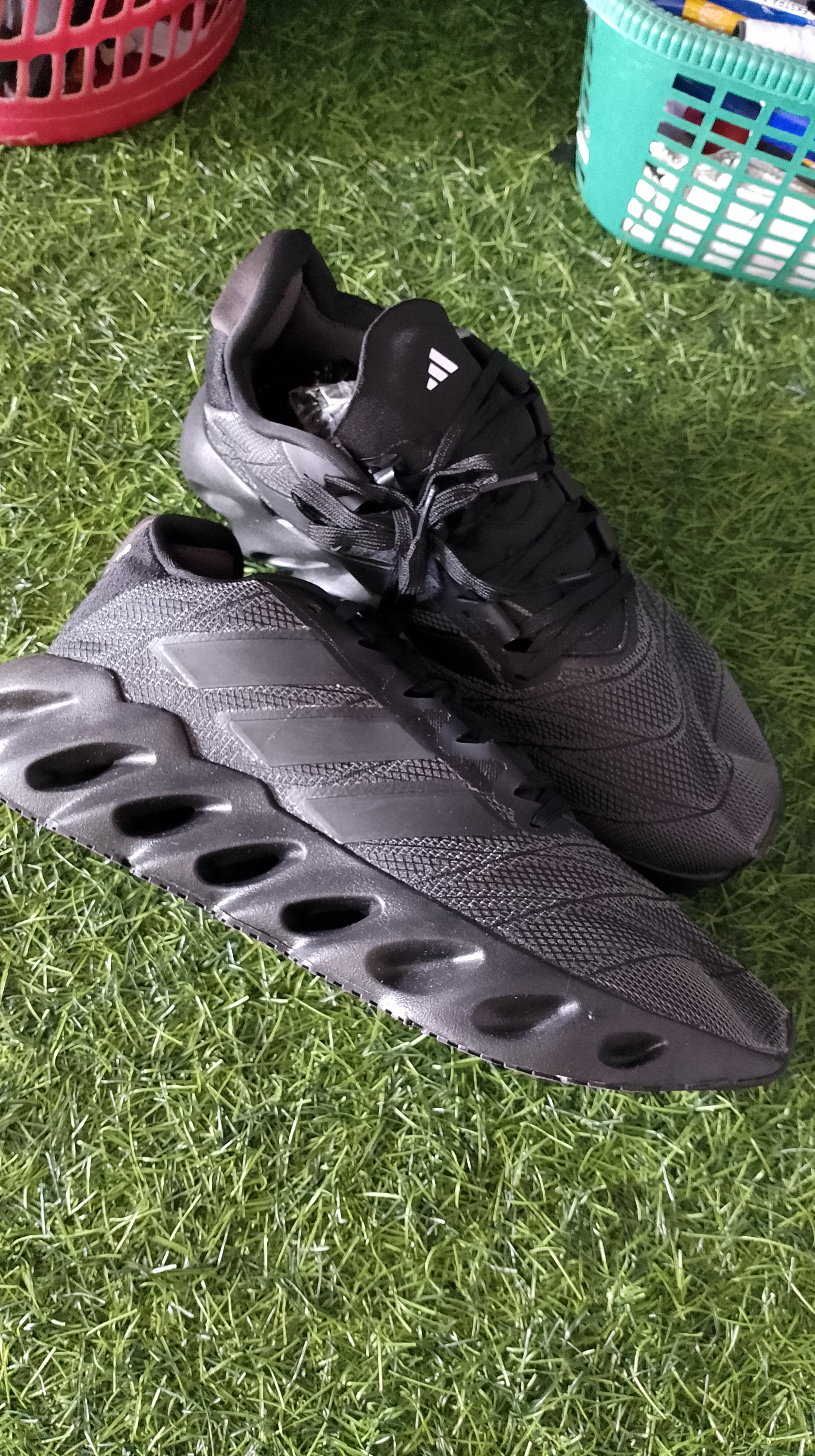 adidas Switch FWD "Core Black / Carbon" (Triple Black foto 5