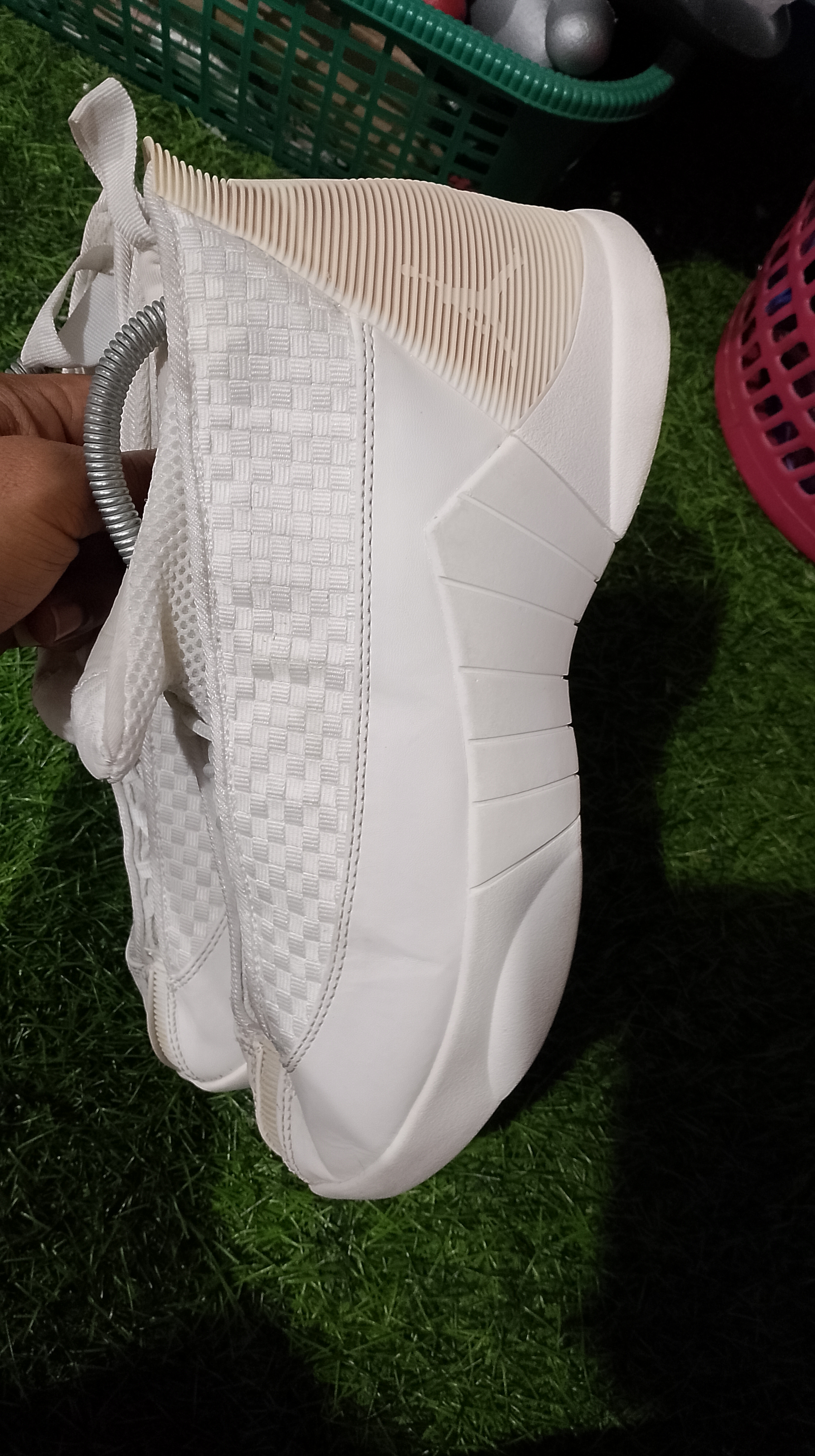 sepatu basket cowok jordan foto 4