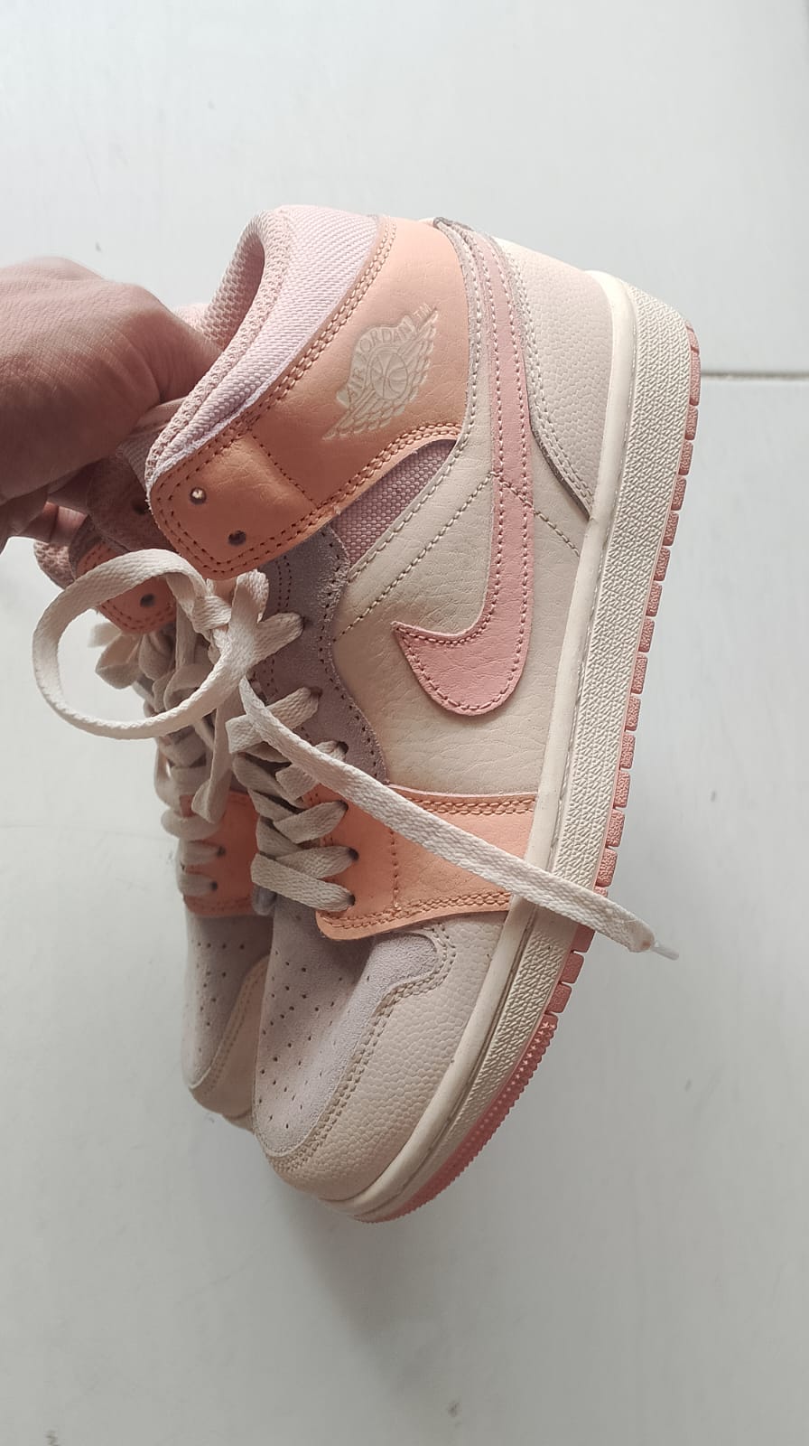 sepatu cewek nike jordan bre foto 2