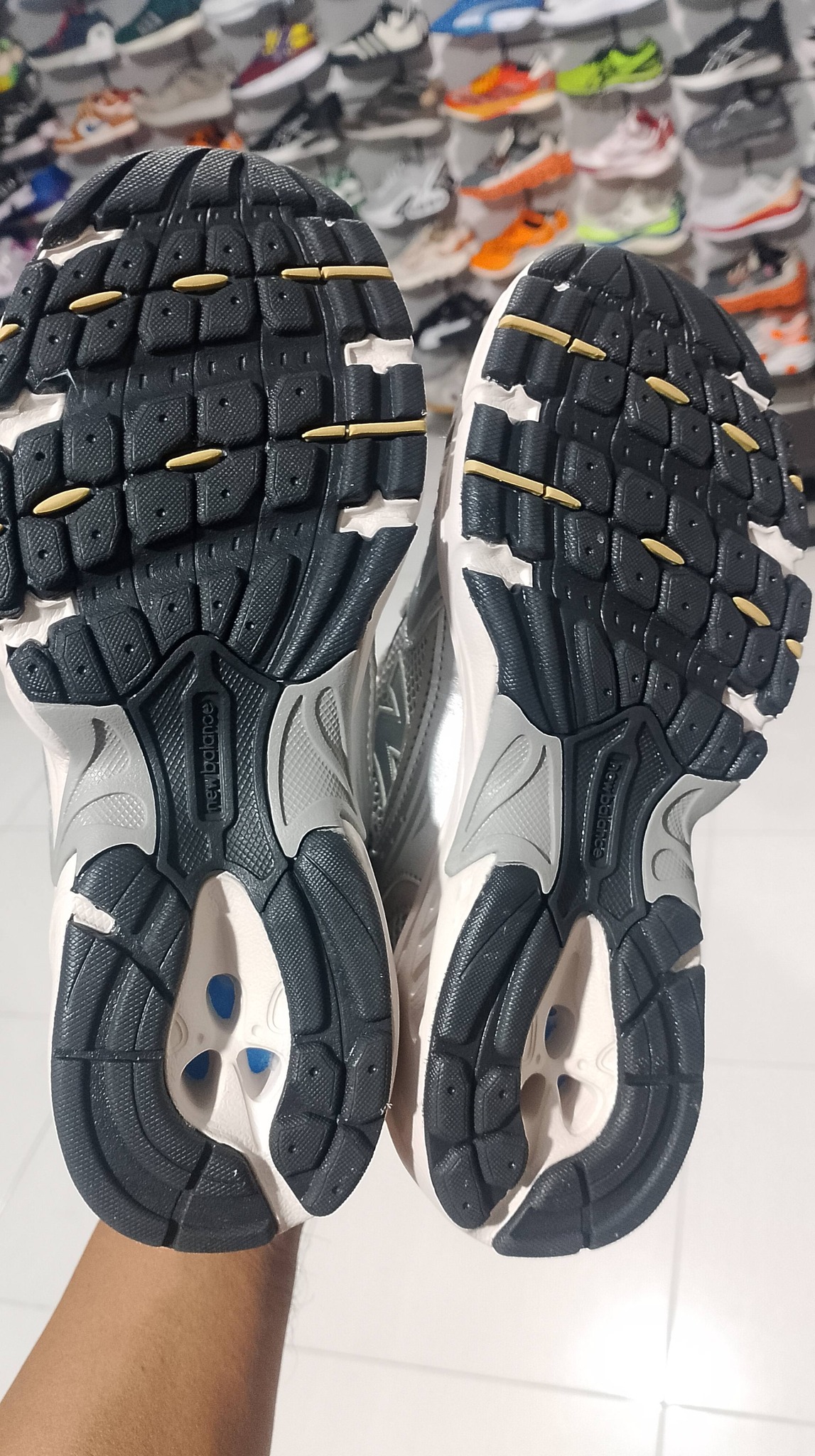 sepatu cewek nb 530 foto 4