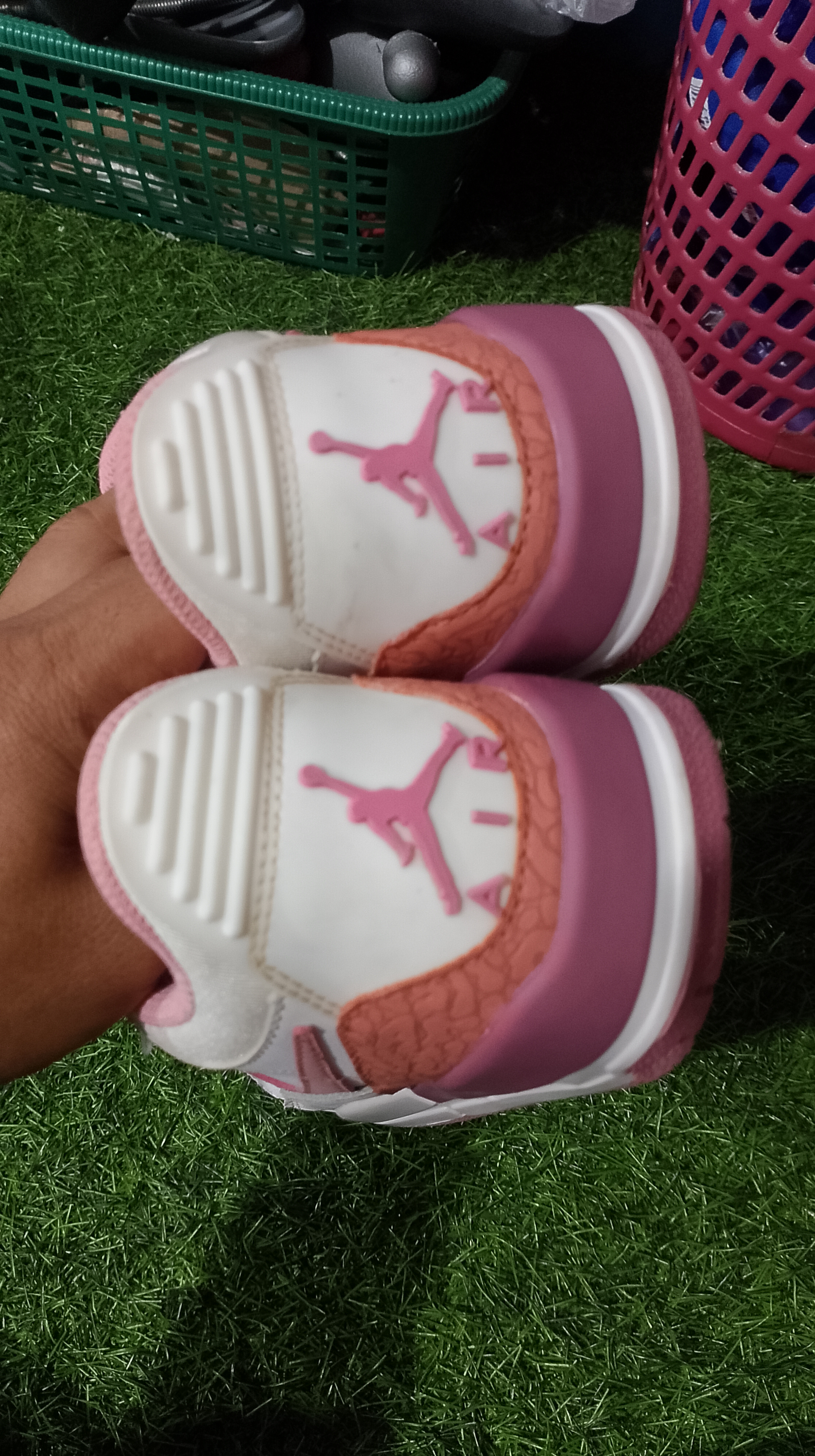 sepatu cewek casual jordan foto 3