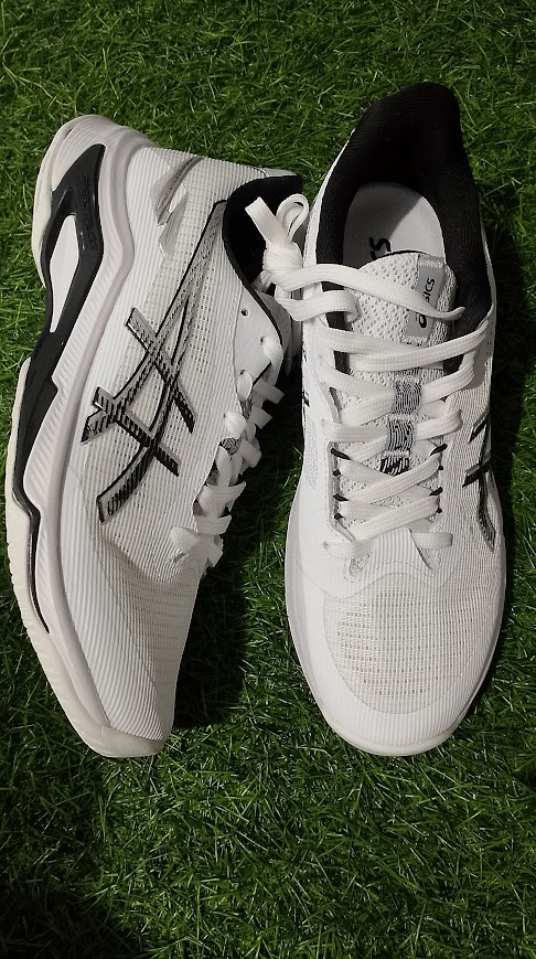 sepatu volley, padel, badminton asics foto 5
