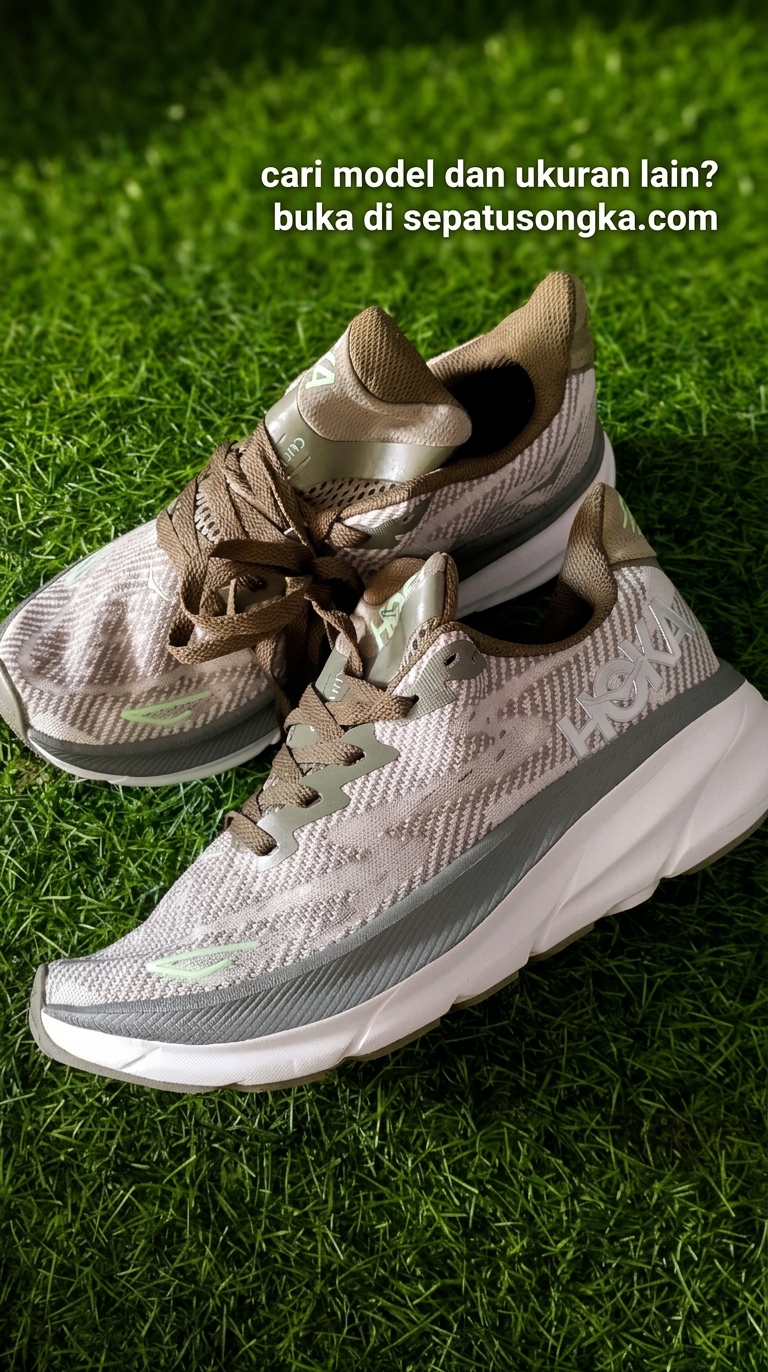 Hoka Clifton 9 "Olive Haze / Mercury" dengan kode gaya/SKU 1127895-OHMR