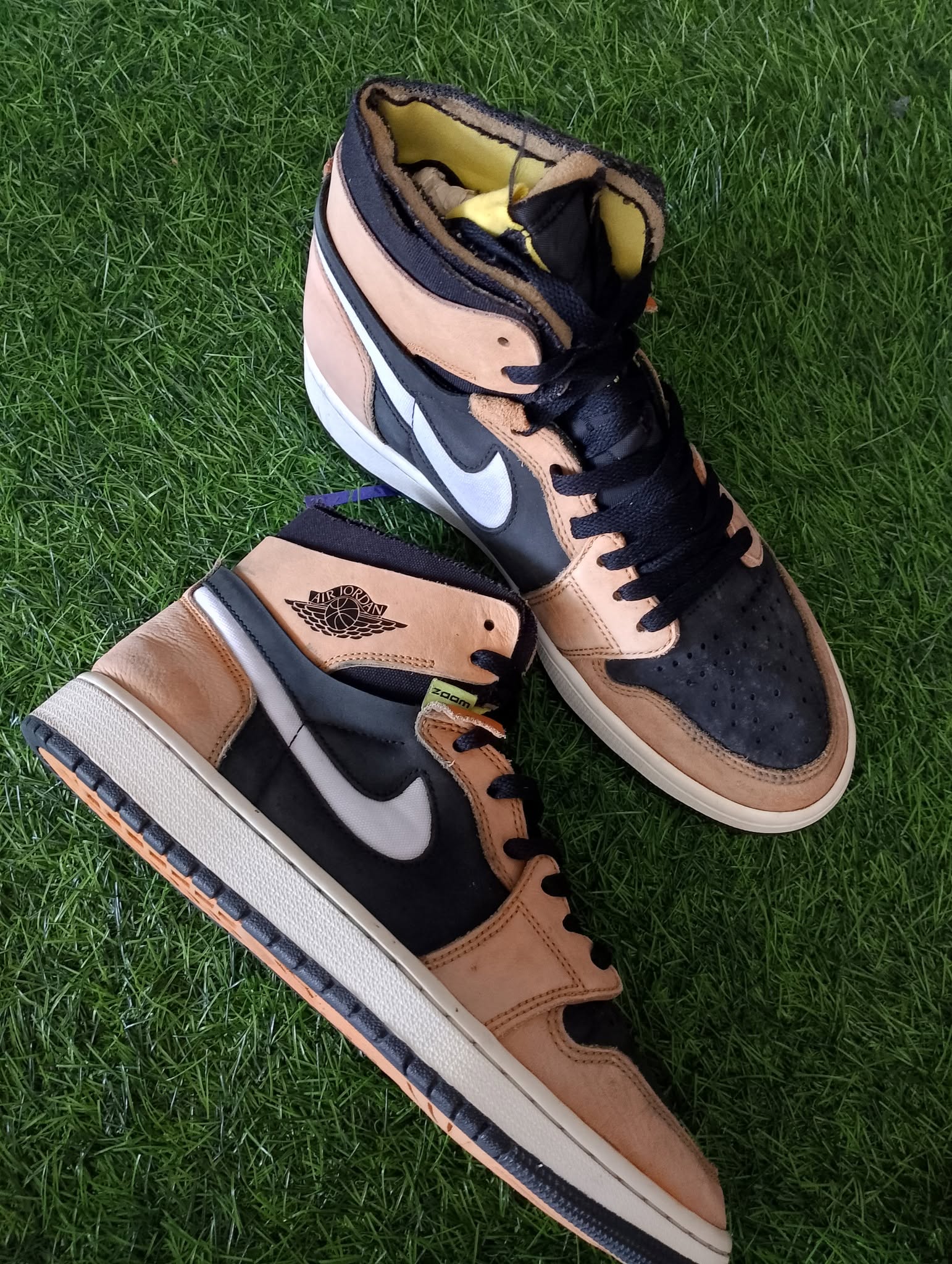 Air Jordan 1 High Zoom Air CMFT "Pumpkin Spice"