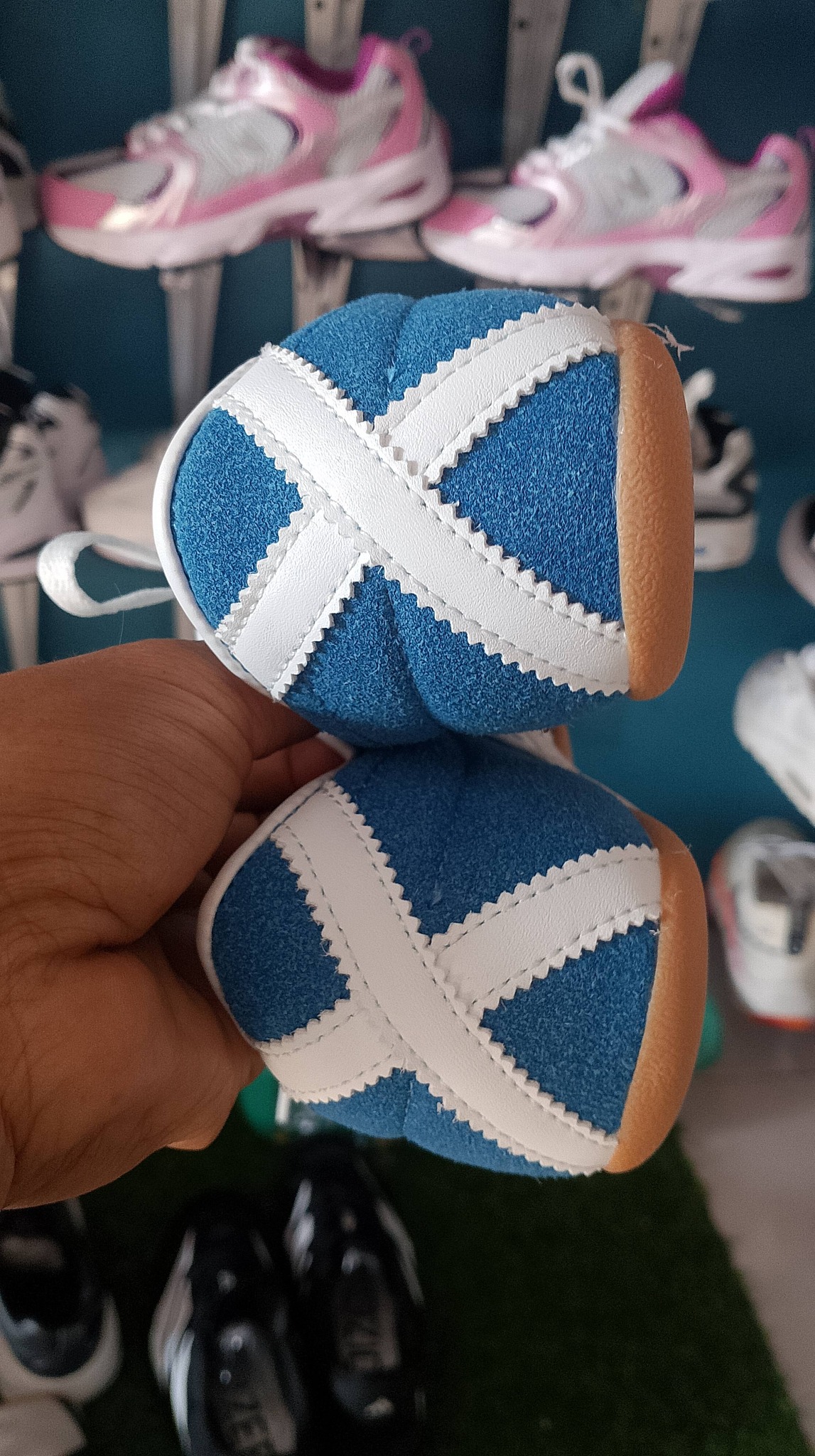 sepatu jalan cowok bro foto 4