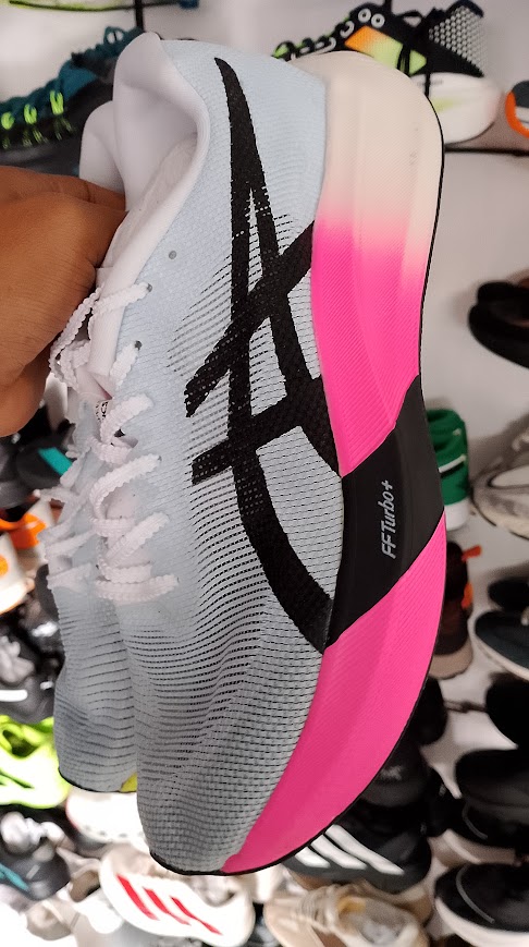 asics run pria foto 3