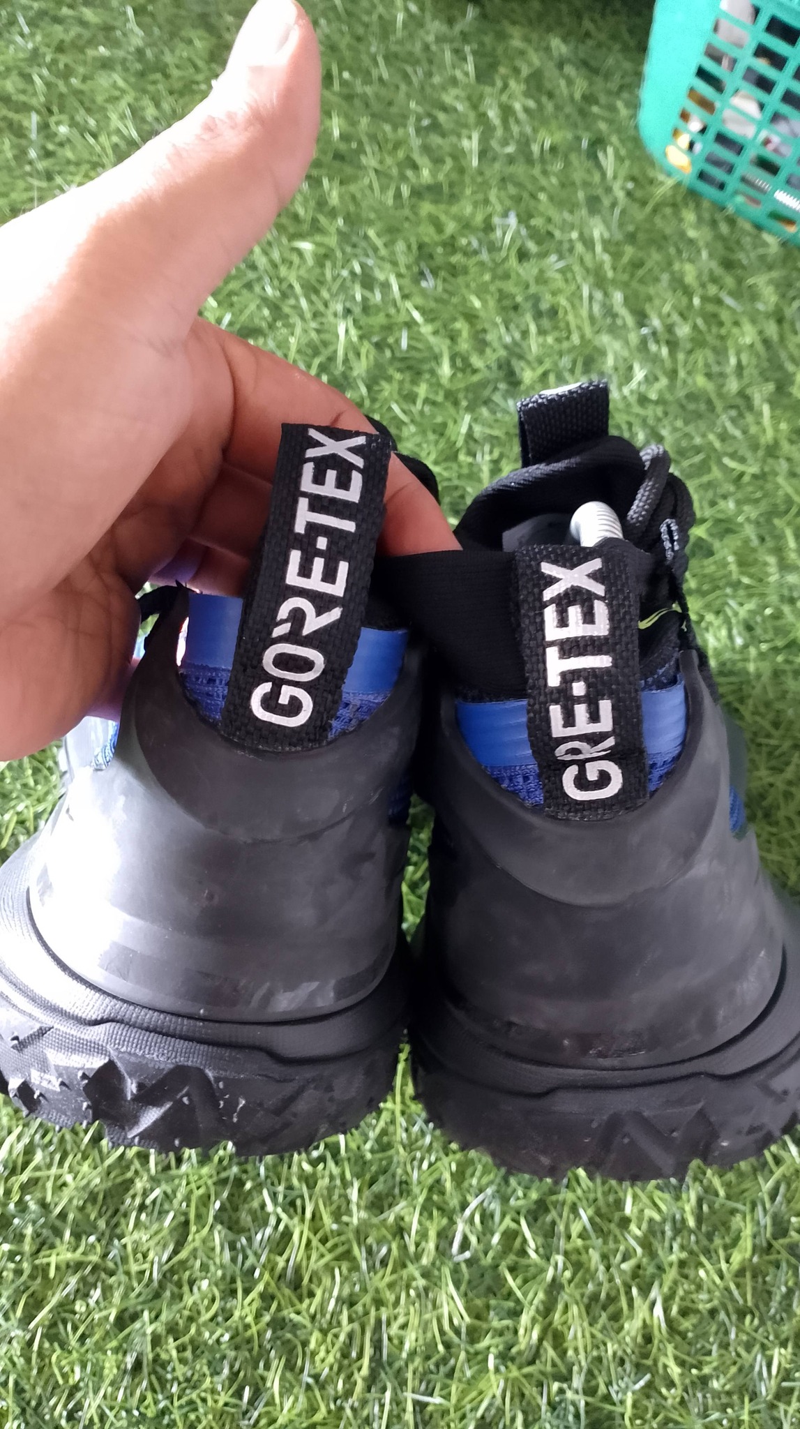 sepatu outdoor nike acg foto 3