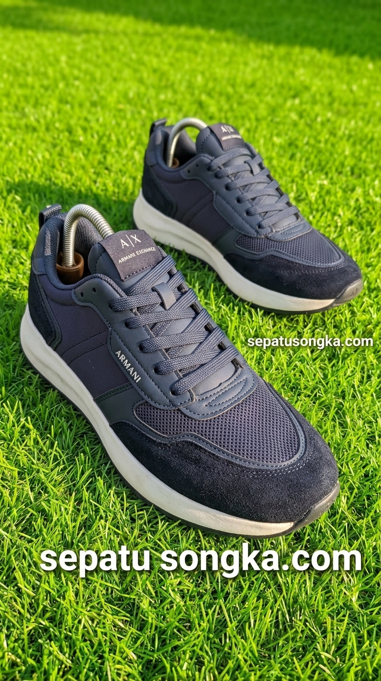 sepatu sneaker pria armani