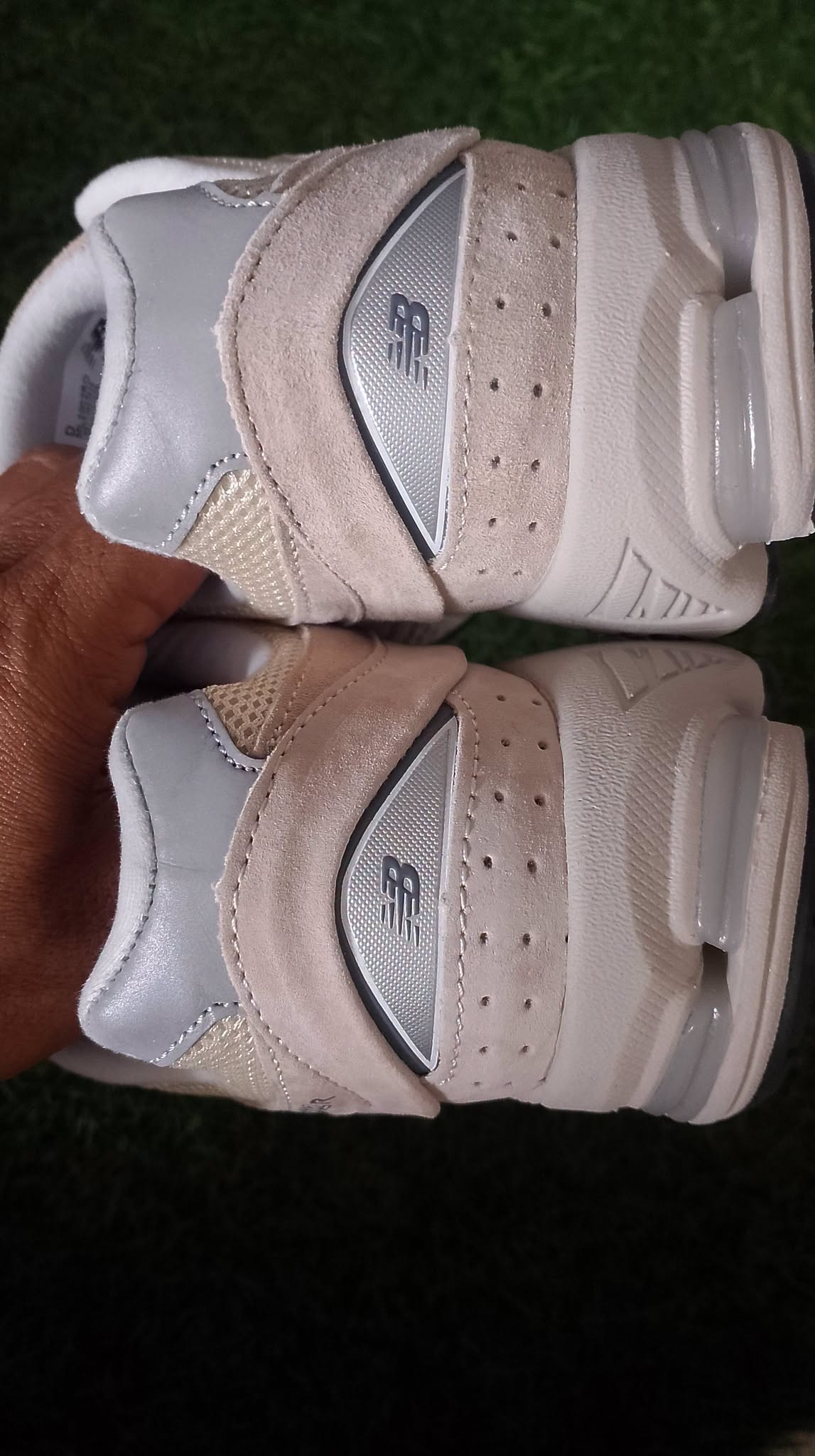nb 2002 r, sneaker pria foto 2