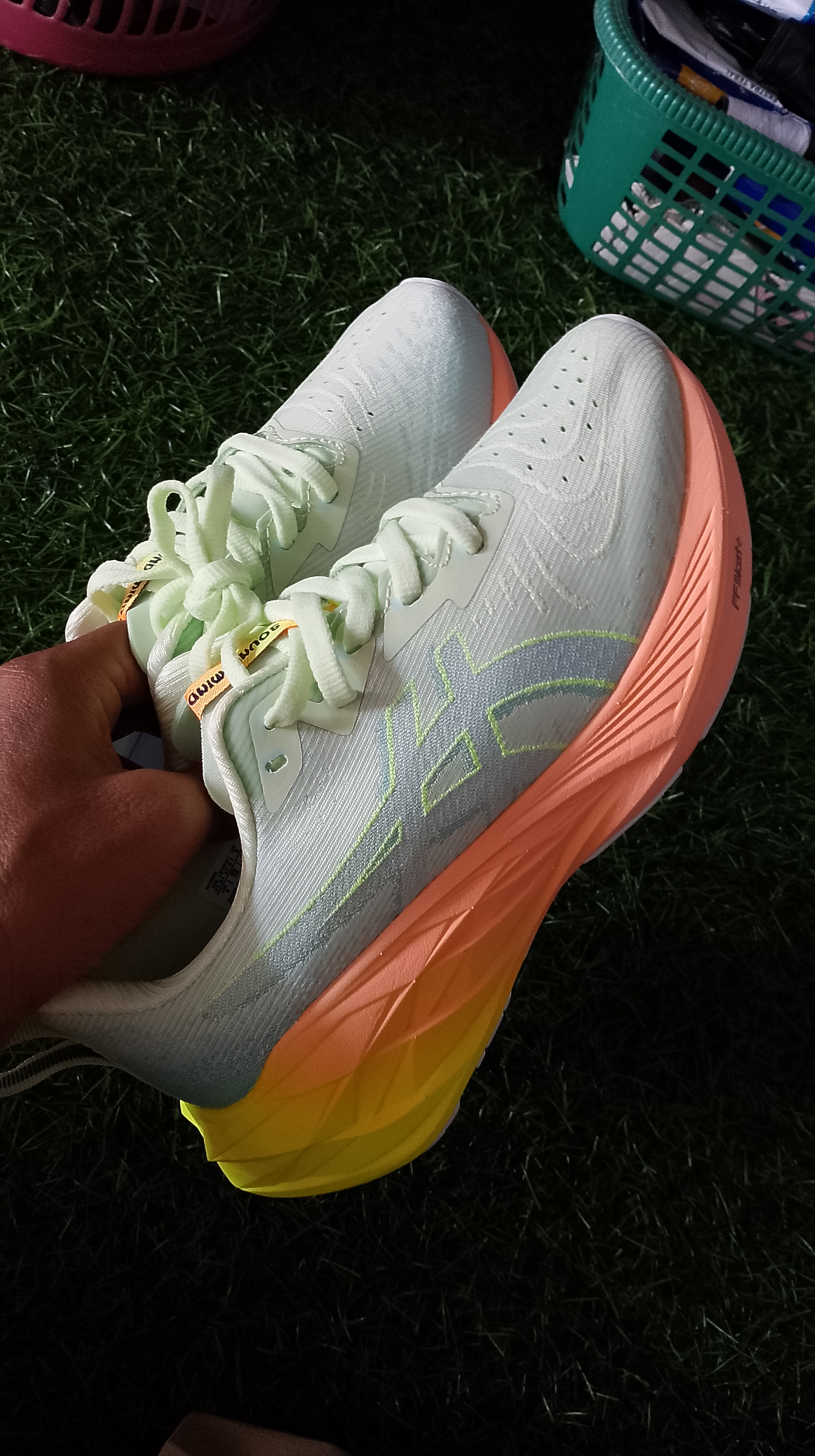 ASICS Novablast 4 "Paris" (Cool Matcha / Safety Yellow)