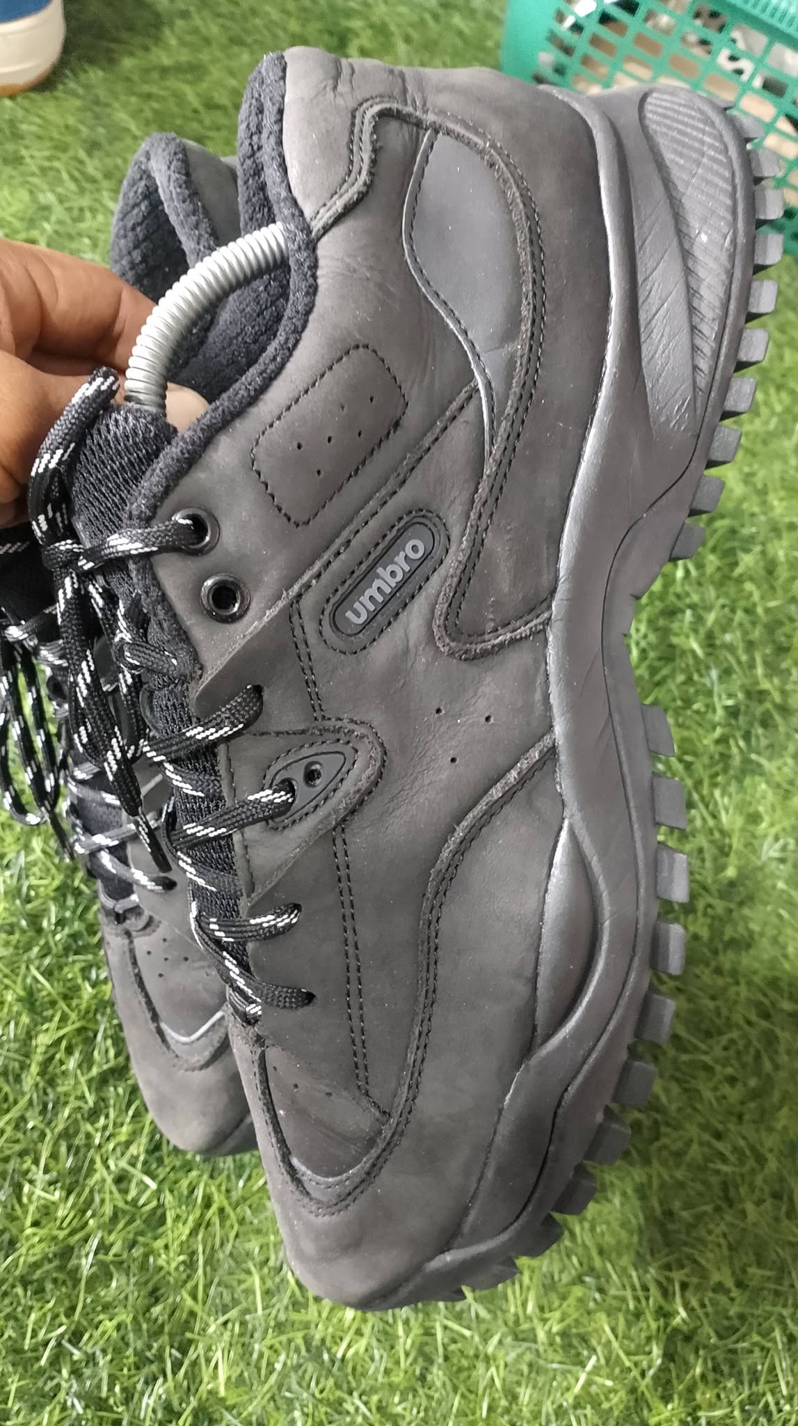 sepatu fullblack foto 2
