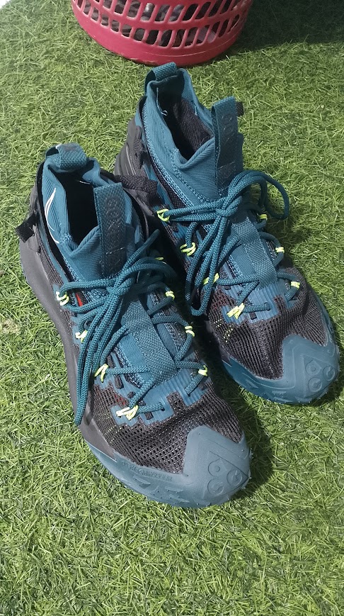 Nike ACG Mountain Fly Gore-Tex (atau dikenal juga sebagai Nike ACG Mountain Fly High foto 4