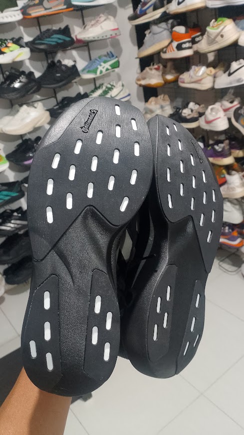 sepatu lari strip silver adizero evo sl foto 2