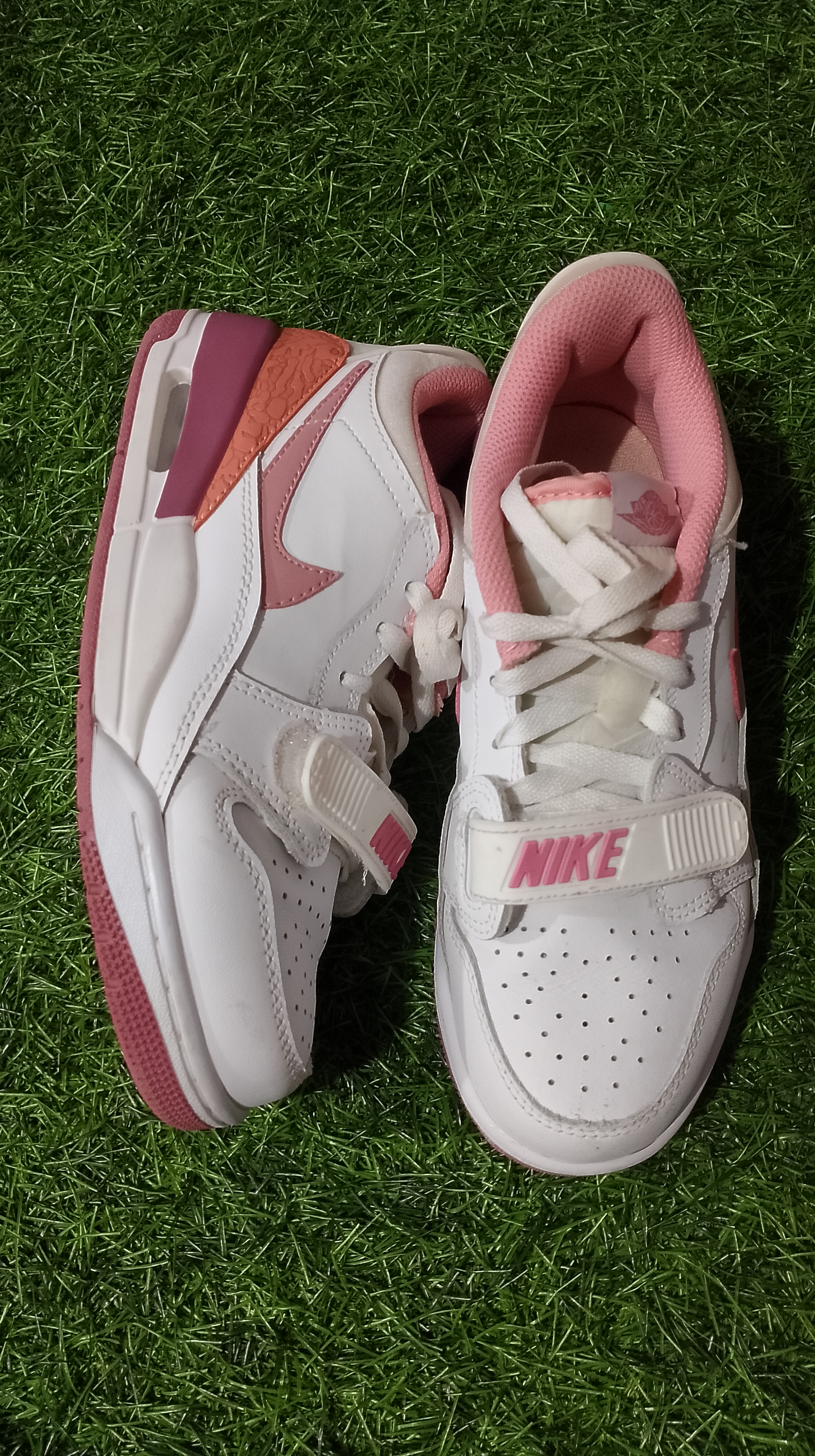 sepatu cewek casual jordan foto 4
