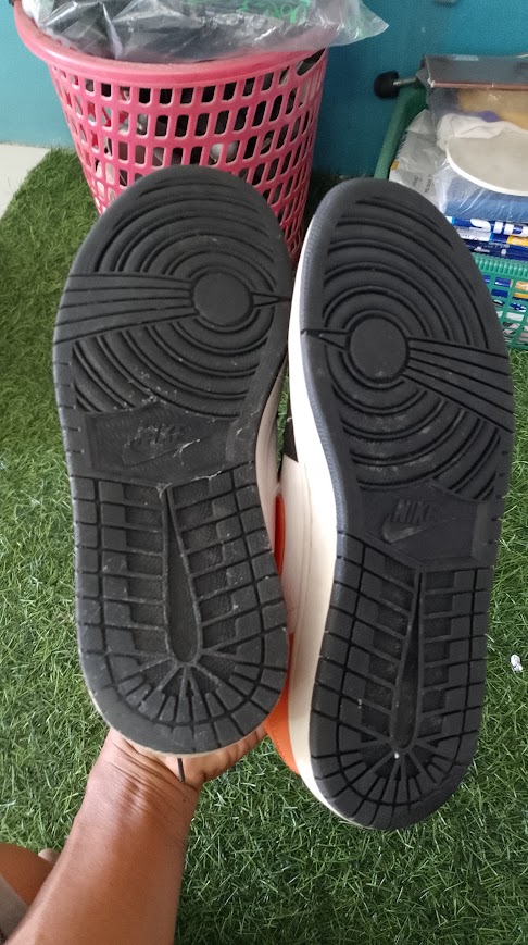 Air Jordan 1 Mid "Shattered Backboard" foto 2