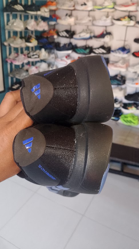 sepatu adizero run foto 5