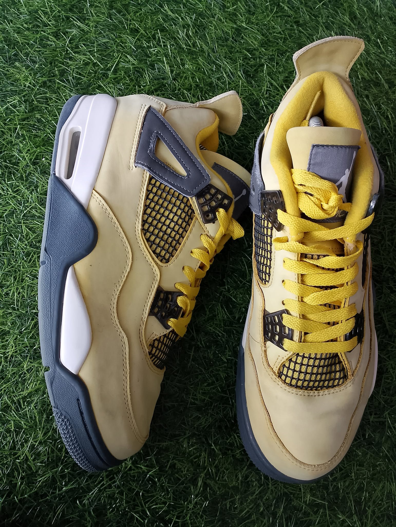 Air Jordan 4 Retro "Lightning" (2021) foto 4