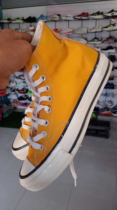 sepatu converse minus tag labet chuck taylor nya lepas foto 3