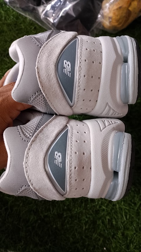 new balance 2002 r foto 3