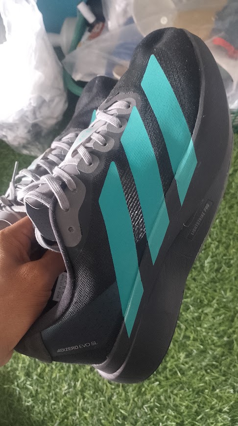 sepatu run adizero evo sl foto 3